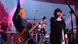 Heart – "Barracuda" Live 2013 Rock Hall of Fame Induction Concert HD