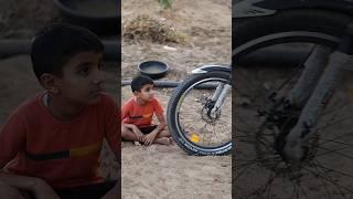 Rishi ki cycle ko ghumne jana hai #bike #cycle #short