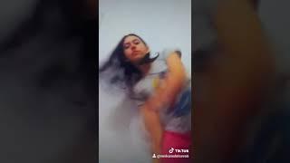 Този клип стана много смешен 