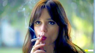 Jenna Ortega smoking cigarette (short clip) 