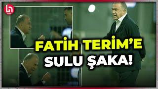 Futbolcusu Hamdallah'ın Fatih Terim'in yüzüne su fırlatması sosyal medyada gündem oldu!