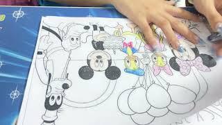 Instructions for coloring Mickey Mouse like this