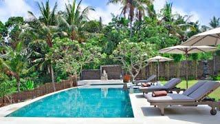 FOR SALE : COLONIAL STYLE VILLA WITH LUSH TROPICAL GARDEN IN BALI