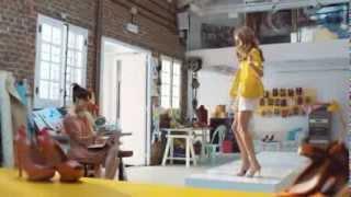 GEMMA HOWORTH IN SCHOLL TV ADVERT