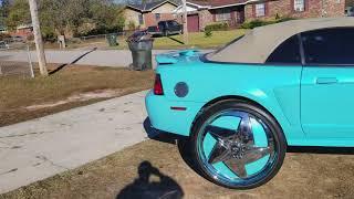 True Gritt Customs Mustang pearl paint job on 30s floaters