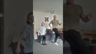 how to embarrass your kids... #daddance #twerk #dadanddaughter #dance #tiktok #sassybf #familytime