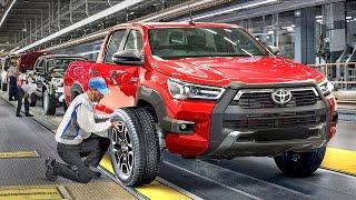 In einer riesigen Fabrik, in der unzerstörbare Toyota Hilux-Pickups hergestellt werden