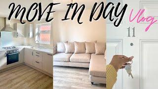 VLOG: Moving In to My First Apartment + Empty Apartment Tour