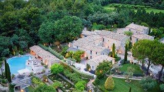 Luberon Provencal Villa for Sale / Propriété de luxe à vendre à Luberon