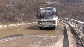 Дорога на Лучистое: ямы, лужи и оползни