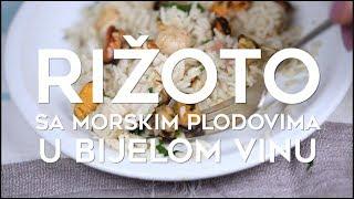 Rižoto (rizoto) sa morskim plodovima u bijelom vinu