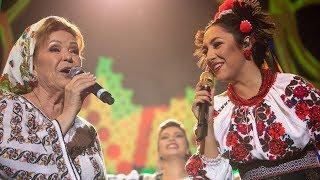 Andra & Mioara Velicu - Hora Moldoveneasca (Concert Traditional)