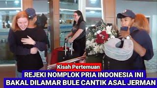 Datang Ke Indonesia Momen Haru Pertemuan Gadis Bule Asal Jerman Bertemu Pacar Pria Asal Indonesia