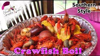 How to Boil Crawfish Cajun Style with Nonna Snowden (2019)