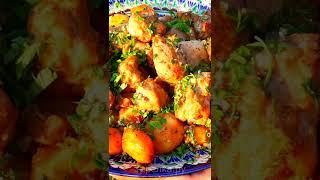Казан кебаб в казане на костре (казан кабоб). Мясо тушеное с картошкой.