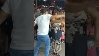 Turkish ice cream man dance (Çılgın Dondurmacı Bulamam Senden Başka)