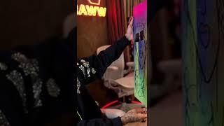 #tyga on #Twitch | Fan gifts Tyga a drawing of him on stream