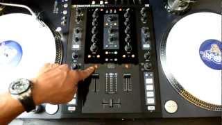 Native Instruments Traktor Kontrol Z2 2+2 Channel Control Mixer HD-Video Review