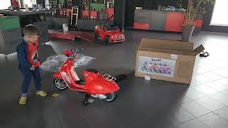 electricvespa 946 red #vespa946 #vespa Vespa946 for kids #vespagt #vespaprimavera #forkids