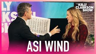 Kelly Clarkson Freaks Out Over Asi Wind Magic Trick