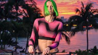 Miss Monique - Best of 2023 Melodic Techno & Progressive House DJ Mix @ Miami Beach