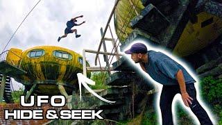 Parkour HIDE and SEEK (Abandoned UFO Village) 