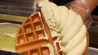 크림치즈 생크림 와플 / cream cheese whipping cream waffle / korean street food