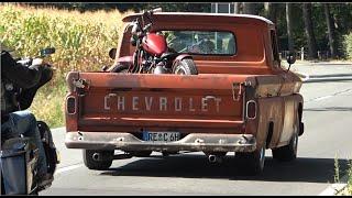 Classic US & Muscle Cars leaving a Car Show in Grefrath-Impala, Bel Air, Ford GT40, Hot Rods