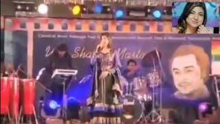 Gazab ka hai Din Socho Zara | Alka Yagnik Live On Stage