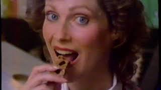 1983 Quaker Chewy Granola Bars "The Unexpected Granola Bar" TV Commercial