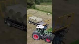 Heuernte mit Fendt 724 mit John Deere 990 Ballenpresse und Fendt 820 mit Wielton Ballenanhänger