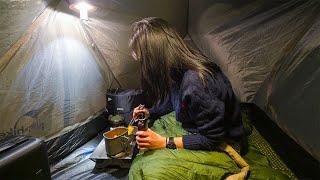 [263] Windy day in the mountains. | Camping alone | Tteokbokki and whiskey