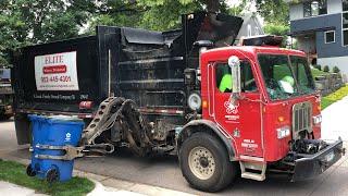 Republic Services Peterbilt McNeilus Autoreach Garbage Truck