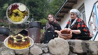 Tahchin! IRANIAN Most Popular Dish! Cooked by Granny in Rainy Mountains of Village  Chicken Recipe