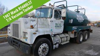 1987 Mack RS688LST Tandem Axle Tank Truck - TRO 0106251