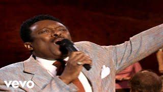 Lynda Randle, Babbie Mason, Alicia Williamson, Jessy Dixon - When I Wake Up in Glory (Live)