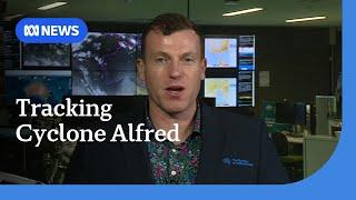 Bureau of Meteorology gives update on Cyclone Alfred as destructive conditions continue | ABC NEWS