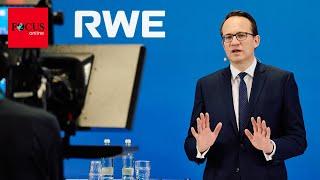 Strom-Warnung des RWE-Chefs: Jetzt sollten Sie eine warme Decke kaufen