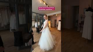 Second Hand Brautkleider anprobieren