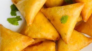 CRISPY CHICKEN CHEESE SAMOSA RECIPY |CHICKEN K SAMOSA BANANE KA ASAAN TARIKA|RAMADAN SERIES