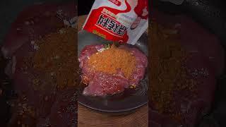 #美食教程猪里脊这样做，鲜嫩多汁，全家都爱吃。