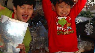 UNBOXING WHAT I GOT FOR CHRISTMAS 2020 (CHRISTMAS PRESENTS/GIFTS)| Erwina and The Boys