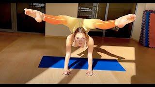 HANDSTAND FLEXIBLE. STRETCH LEGS & FEET. FLEXIBLE GIRL. YOGA CONTORTION. GYMNASTICS FLEX