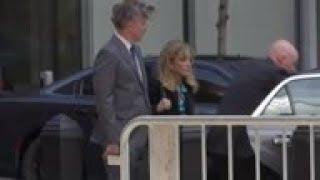 Actress Felicity Huffman arrives at Boston court