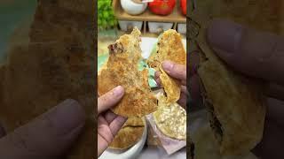 The first time I have eaten such a thin dried plum vegetable cube, the meat patty is salty, cris