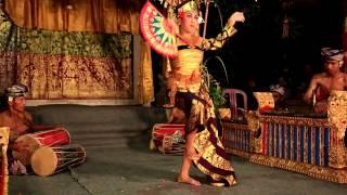 unbelievable super balinese dance , by 14 years old girl.