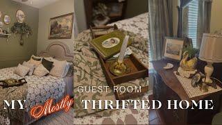 GUEST ROOM TOUR ~ MY (mostly) THIRFTED HOME #thriftedhome  #guestroom #thrifteddecor #thrifted