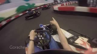 karting.checkers.overtaking.accident