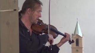 Ahrensfelder Dorfkirche: Simon Jakob Drees - Violine, Obertongesang