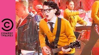 Finn Wolfhard Performs Weezer's "Buddy Holly" | Lip Sync Battle